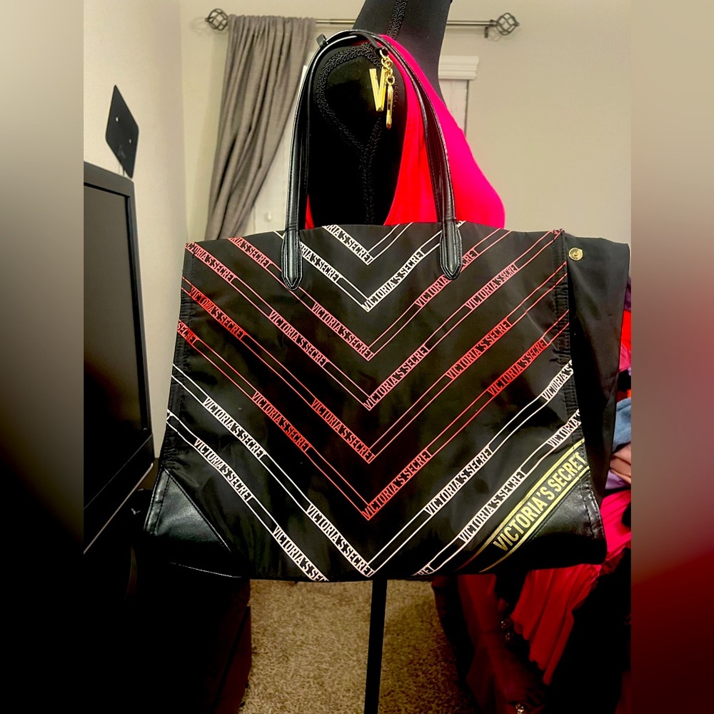 VS Large Tote